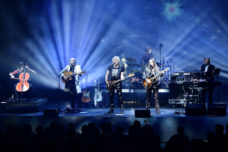 The Moody Blues’ John Lodge to Launch New Tour – Dates Announced for July 2025!