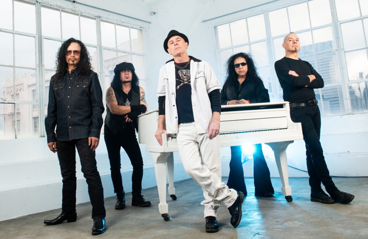 Interview with Gonzo Sandoval – Drummer of the Heavy Metal Icons ARMORED SAINT!